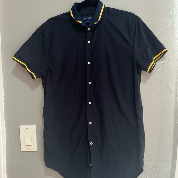 Zara Navy Button up - Picture 1 of 3